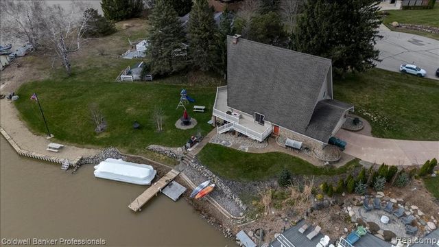 2879 Sunset Circle, Metamora, MI 48455
