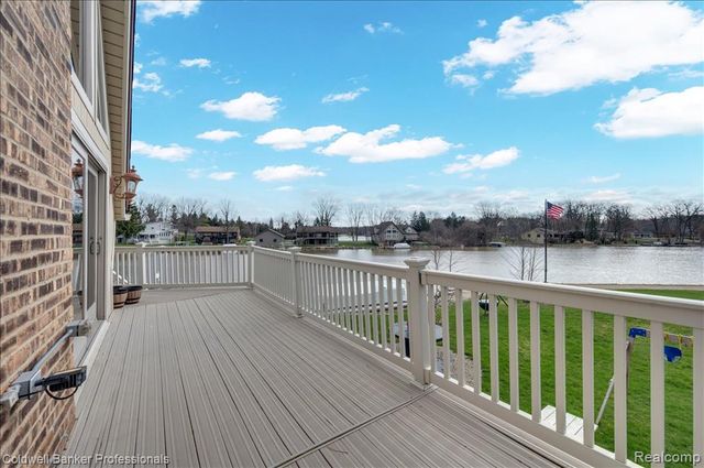 2879 Sunset Circle, Metamora, MI 48455