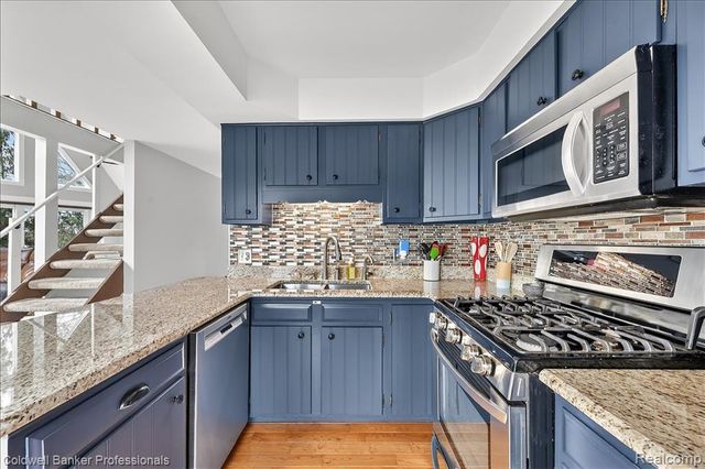 2879 Sunset Circle, Metamora, MI 48455