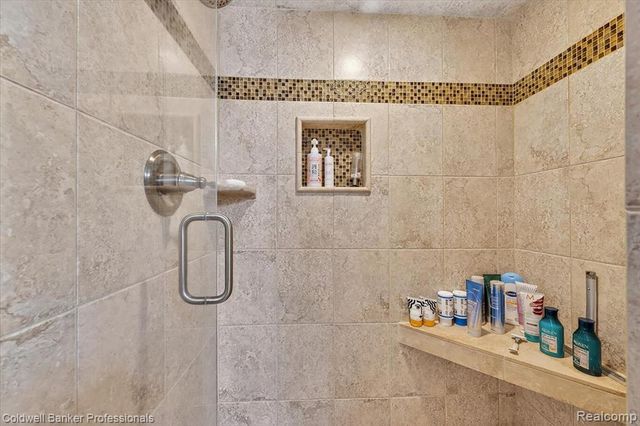 2879 Sunset Circle, Metamora, MI 48455