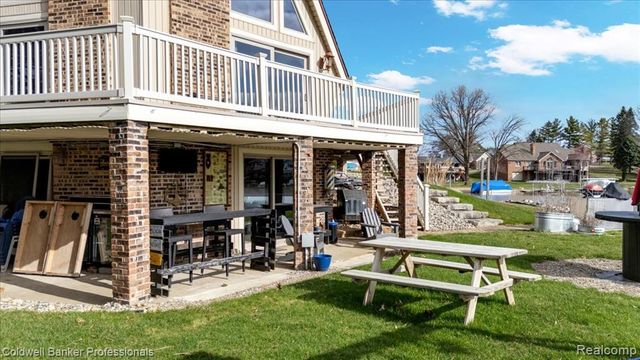 2879 Sunset Circle, Metamora, MI 48455