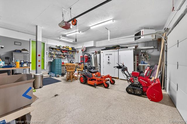2879 Sunset Circle, Metamora, MI 48455