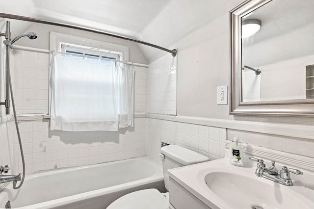 1113 E Washita Street, Springfield, MO 65807