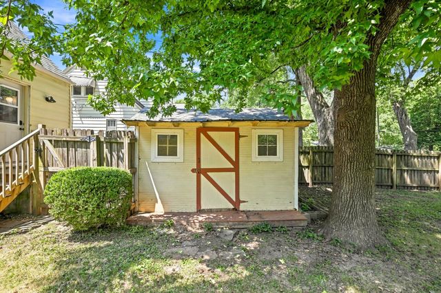 1113 E Washita Street, Springfield, MO 65807