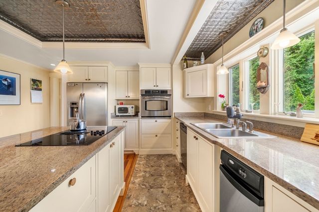 116 Sandwich Road, Plymouth, MA 02360