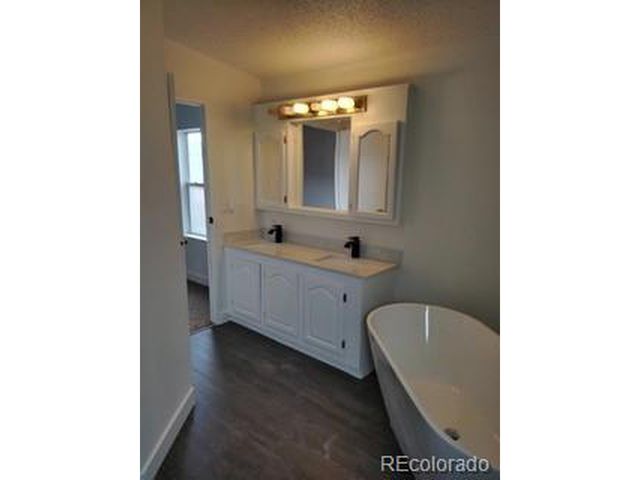 9108 Mandel St, Denver, CO 80260