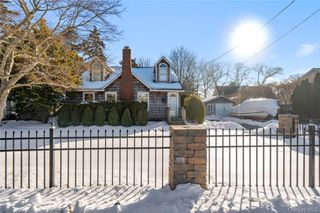 4 Wilson Street, East Patchogue, NY 11772