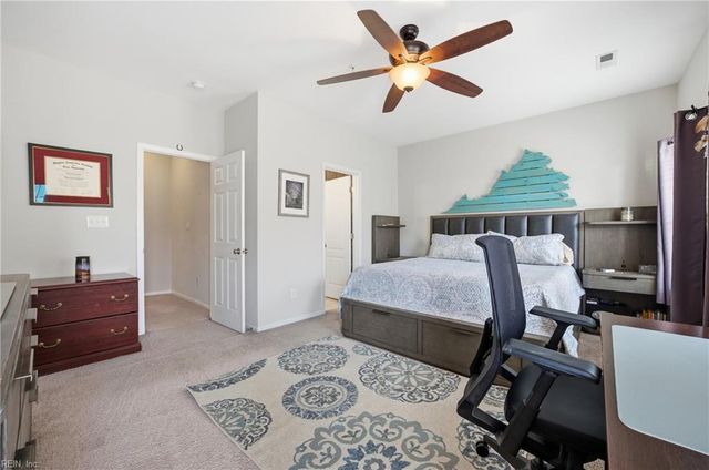 237 Breccia LN, Virginia Beach, VA 23462