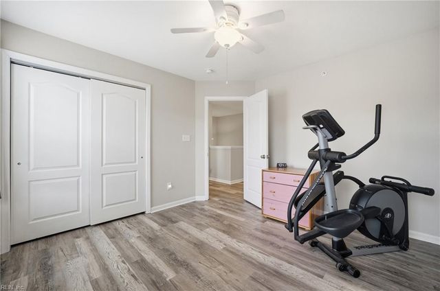 237 Breccia LN, Virginia Beach, VA 23462