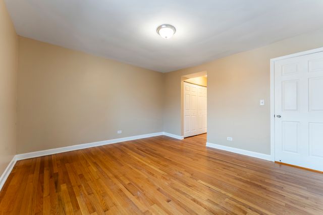 6417 N DAMEN Avenue 3W, Chicago, IL 60645