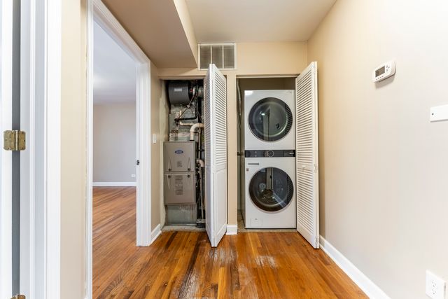 6417 N DAMEN Avenue 3W, Chicago, IL 60645