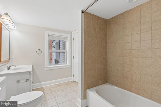 109 E WEST ST, Baltimore, MD 21230
