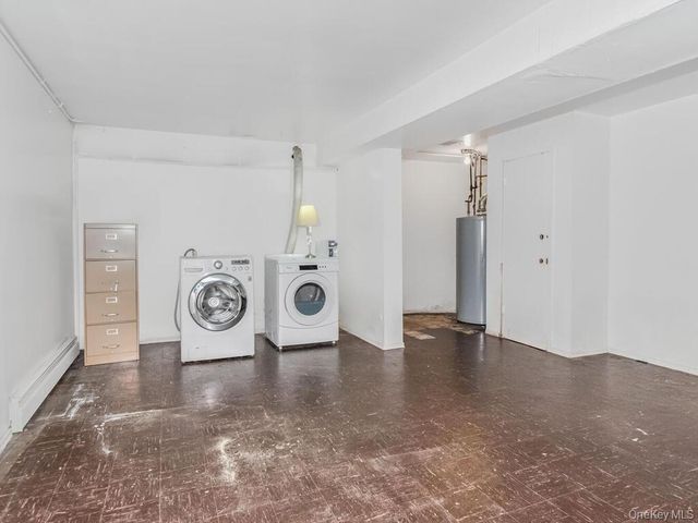 24021 68th Avenue 10, Little Neck, NY 11362