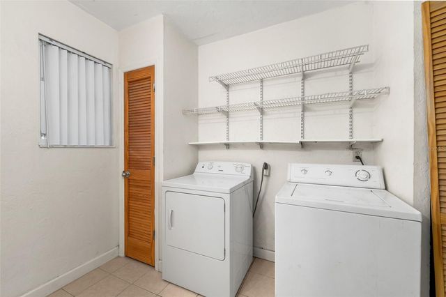 3116 W UNIVERSITY AVENUE, Gainesville, FL 32607