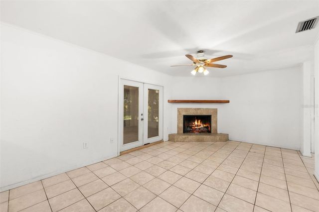 3116 W UNIVERSITY AVENUE, Gainesville, FL 32607