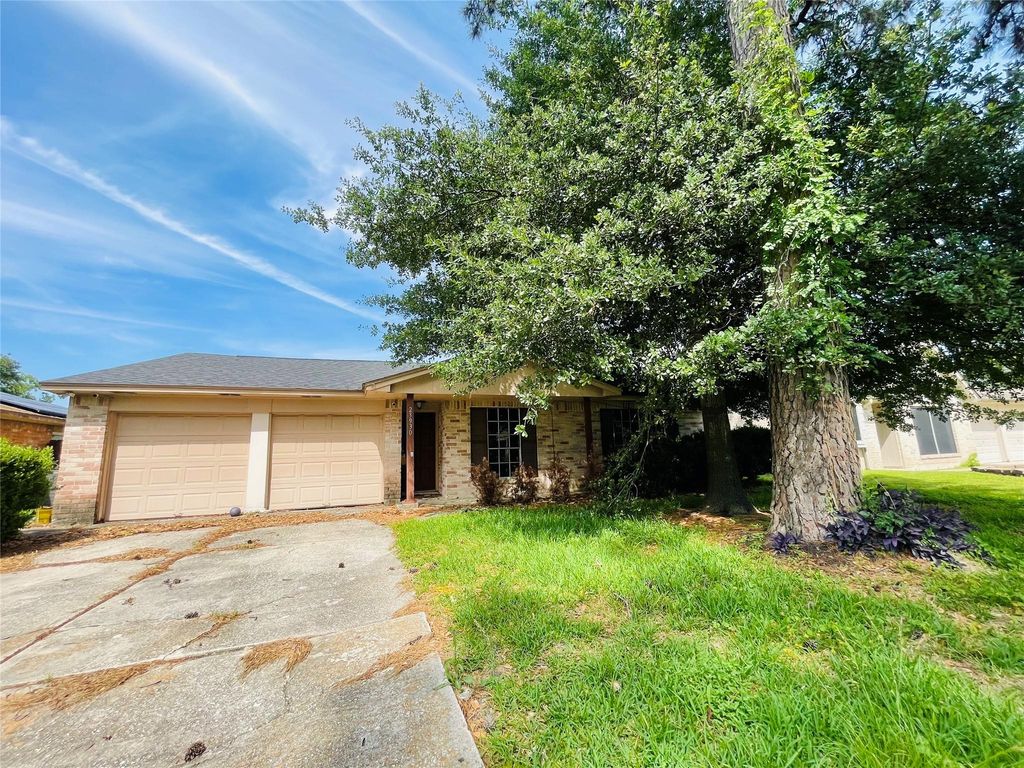 23930 Verngate Drive, Spring, TX 77373