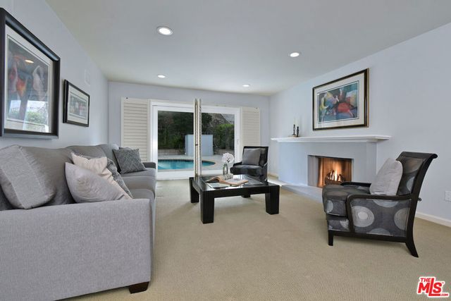6041 Ellenview Avenue, Woodland Hills, CA 91367