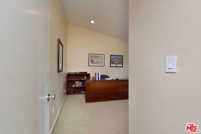 6041 Ellenview Avenue, Woodland Hills, CA 91367