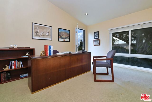 6041 Ellenview Avenue, Woodland Hills, CA 91367