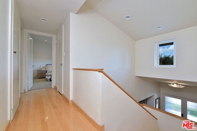 6041 Ellenview Avenue, Woodland Hills, CA 91367