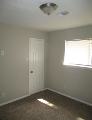 2921 Roseheath Lane, Houston, TX 77073