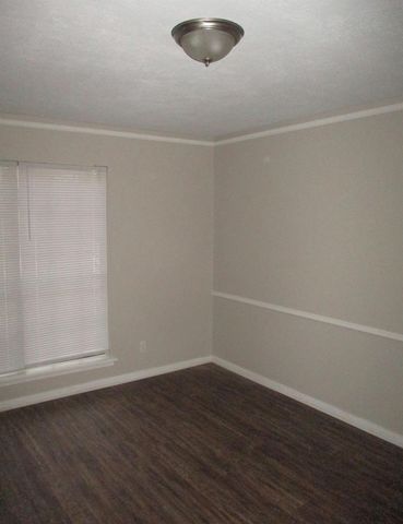 2921 Roseheath Lane, Houston, TX 77073