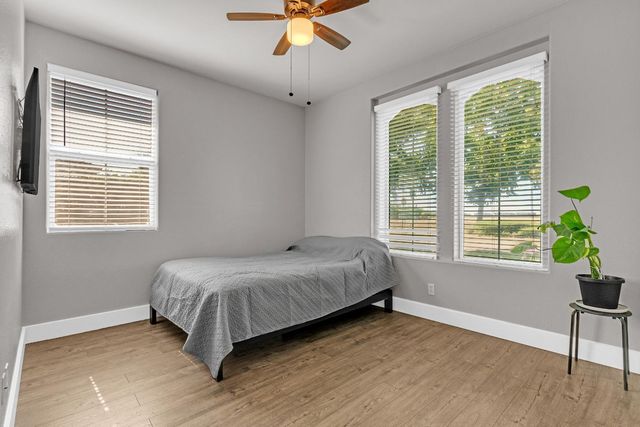 2618 San Juan Rd, Sacramento, CA 95833
