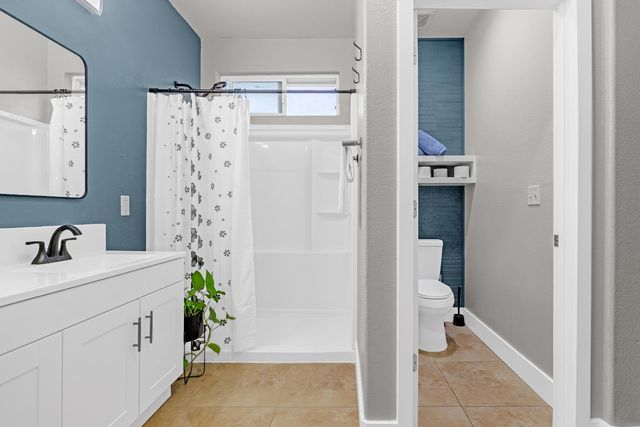 2618 San Juan Rd, Sacramento, CA 95833