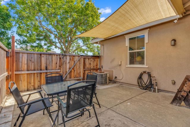 2618 San Juan Rd, Sacramento, CA 95833