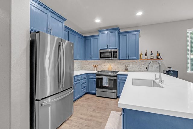 2618 San Juan Rd, Sacramento, CA 95833