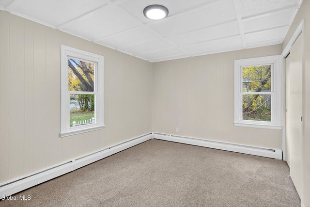 18 Anthony Lane, Colonie, NY 12205