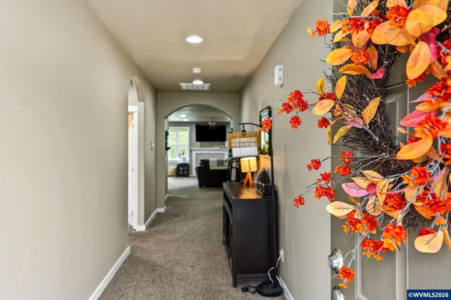 2687 Sunny Ln NW, Albany, OR 97321
