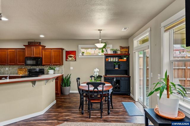 2687 Sunny Ln NW, Albany, OR 97321