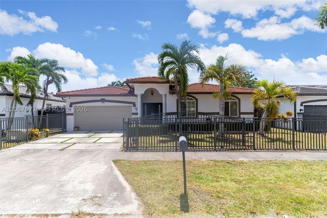 12382 SW 213th Ter, Miami, FL 33177