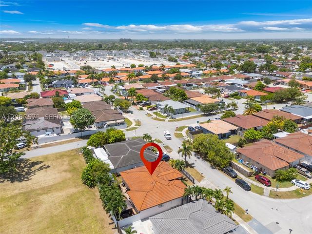 12382 SW 213th Ter, Miami, FL 33177