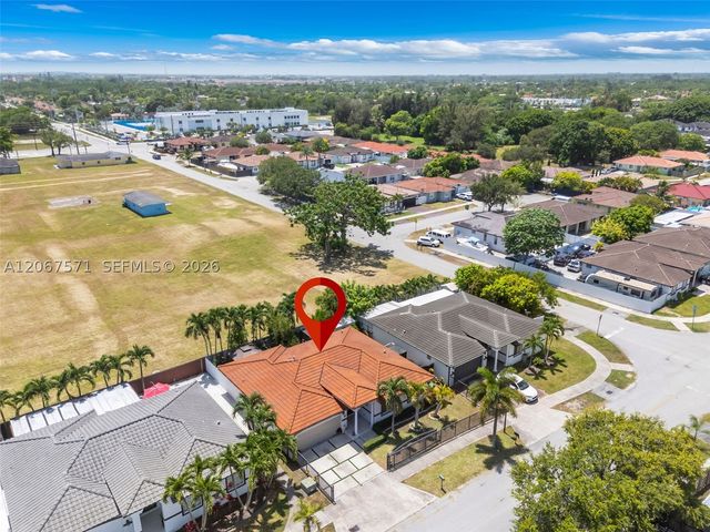 12382 SW 213th Ter, Miami, FL 33177