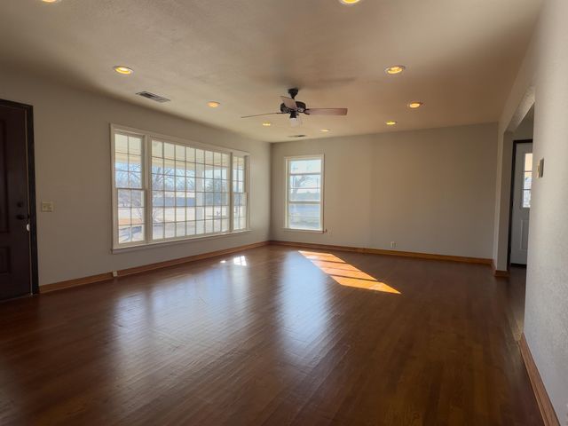 617 Ash Flat Drive, Ash Flat, AR 72513