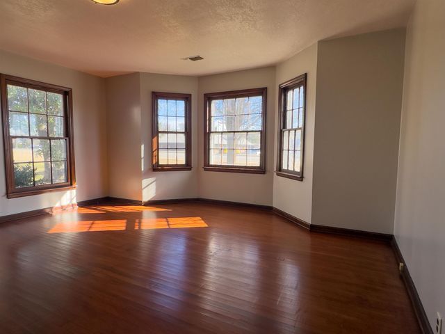 617 Ash Flat Drive, Ash Flat, AR 72513