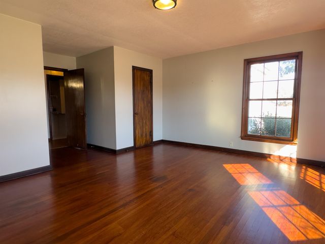 617 Ash Flat Drive, Ash Flat, AR 72513