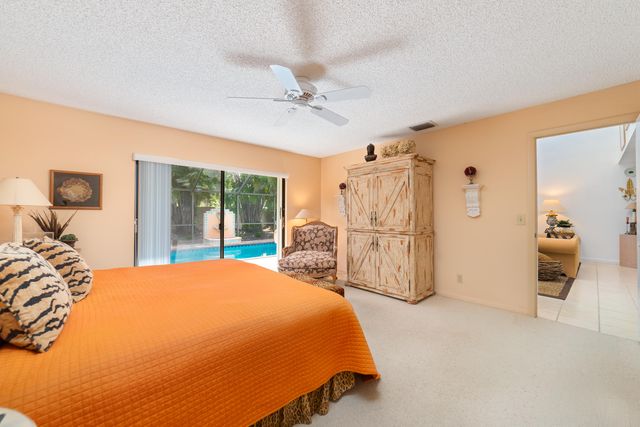 302 Deer Creek Wildwood Lane E, Deerfield Beach, FL 33442