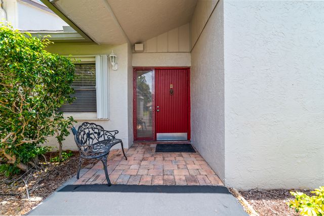 302 Deer Creek Wildwood Lane E, Deerfield Beach, FL 33442