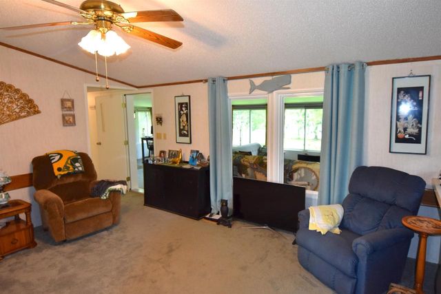 N9675 Northern Shores, Fox Lake, WI 53933