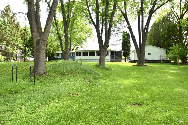 N9675 Northern Shores, Fox Lake, WI 53933