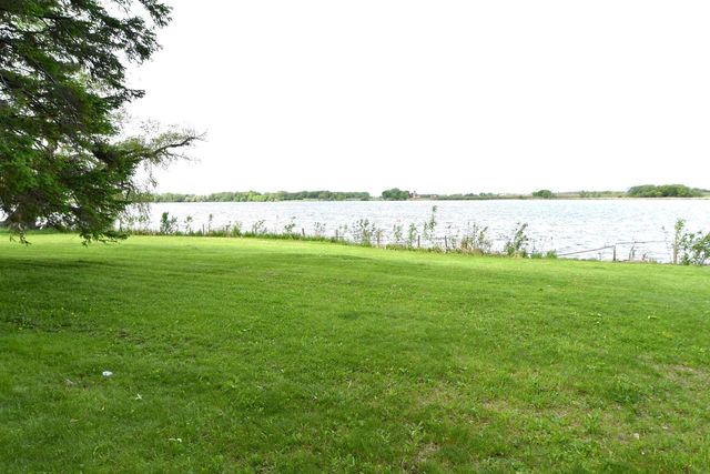 N9675 Northern Shores, Fox Lake, WI 53933