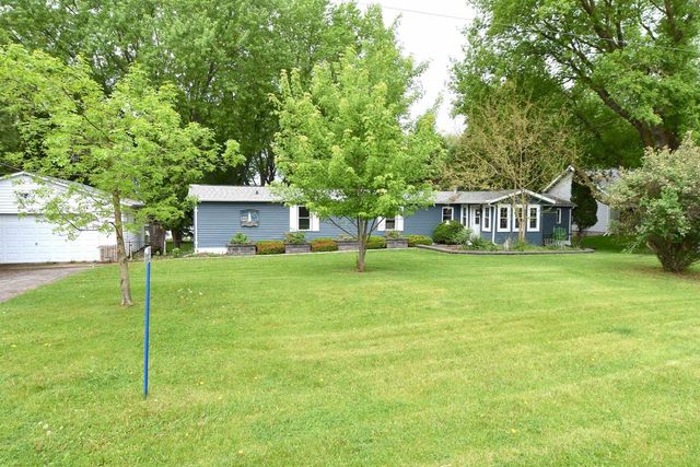 N9675 Northern Shores, Fox Lake, WI 53933