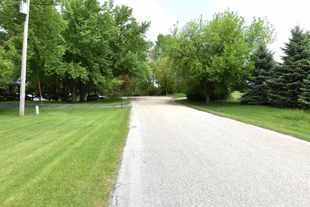 N9675 Northern Shores, Fox Lake, WI 53933