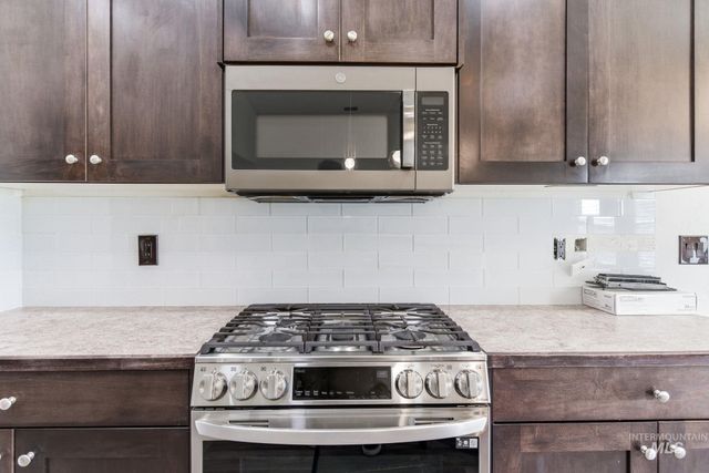 60 N Luke Loop, Nampa, ID 83651