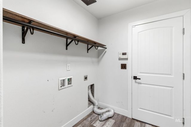 60 N Luke Loop, Nampa, ID 83651