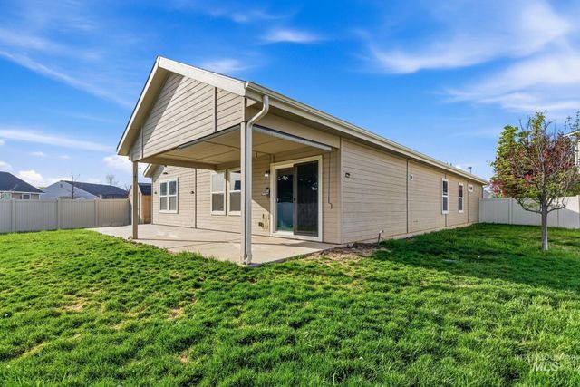 60 N Luke Loop, Nampa, ID 83651