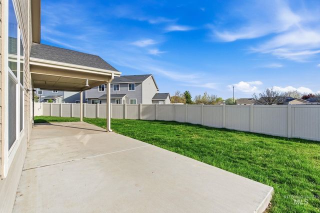 60 N Luke Loop, Nampa, ID 83651